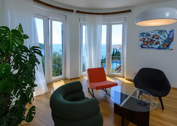 Villa Breathtaking Views Grande Bukovca Beautiful 5 Bedrooms *