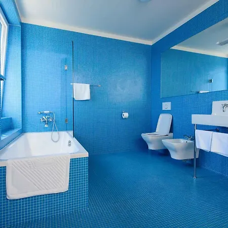 Villa Grande Bukovca - Beautiful 5 Bedroom - Sea Views - Glamorous Location Ragusa