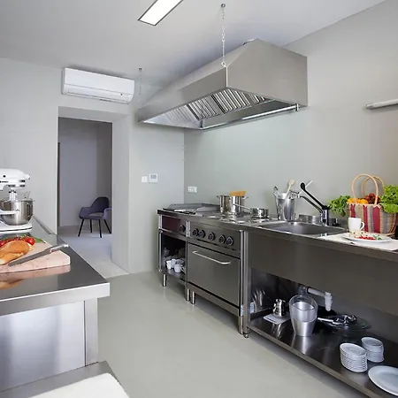 Grande Bukovca - Beautiful 5 Bedroom - Sea Views - Glamorous Location Villa