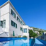 Villa Breathtaking Views Grande Bukovca Beautiful 5 Bedrooms