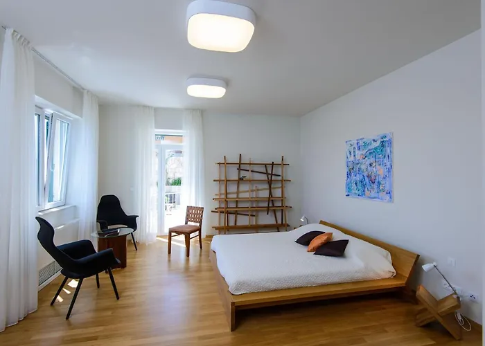 Grande Bukovca - Beautiful 5 Bedroom - Sea Views - Glamorous Location Villa