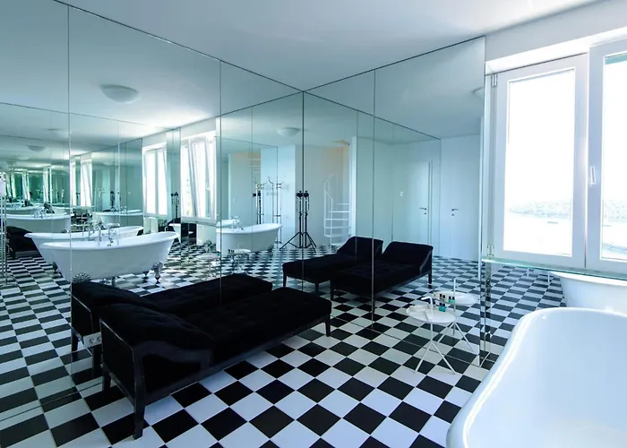 Grande Bukovca - Beautiful 5 Bedroom - Sea Views - Glamorous Location Villa