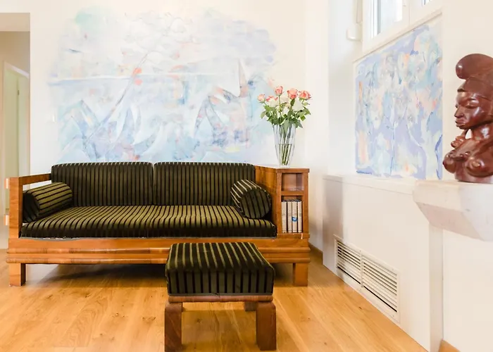 Villa Grande Bukovca - Beautiful 5 Bedroom - Sea Views - Glamorous Location