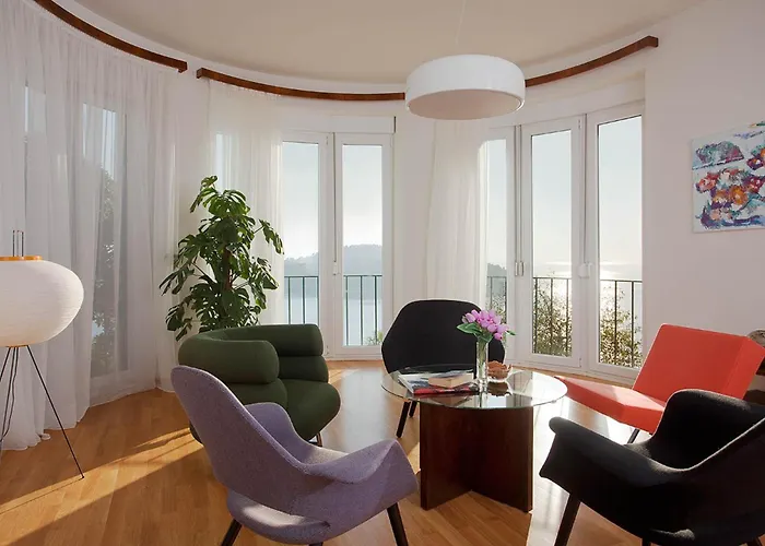 Grande Bukovca - Beautiful 5 Bedroom - Sea Views - Glamorous Location * Ragusa