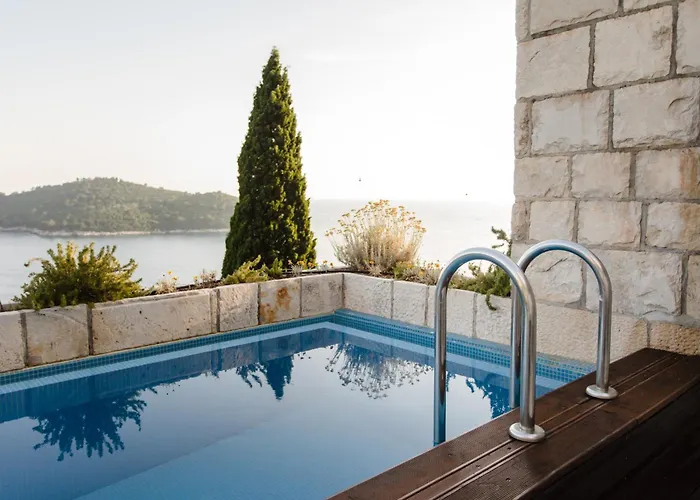Grande Bukovca - Beautiful 5 Bedroom - Sea Views - Glamorous Location *