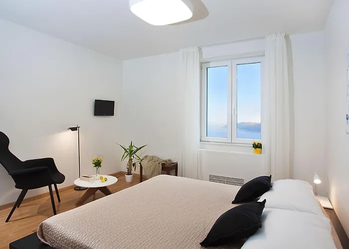 Breathtaking Views Grande Bukovca Beautiful 5 Bedrooms ヴィラ *